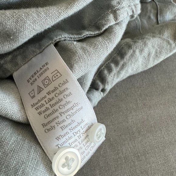 Everlane 100% Linen Short Sleeve Button Down Shirt, Size: Large, Color: Gray - Picture 7 of 7